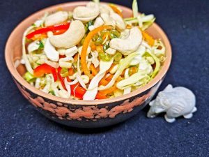Mehr über den Artikel erfahren Sprossensalat (vegan)