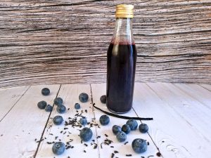 Mehr über den Artikel erfahren Blueberry-Earl Grey-Sirup
