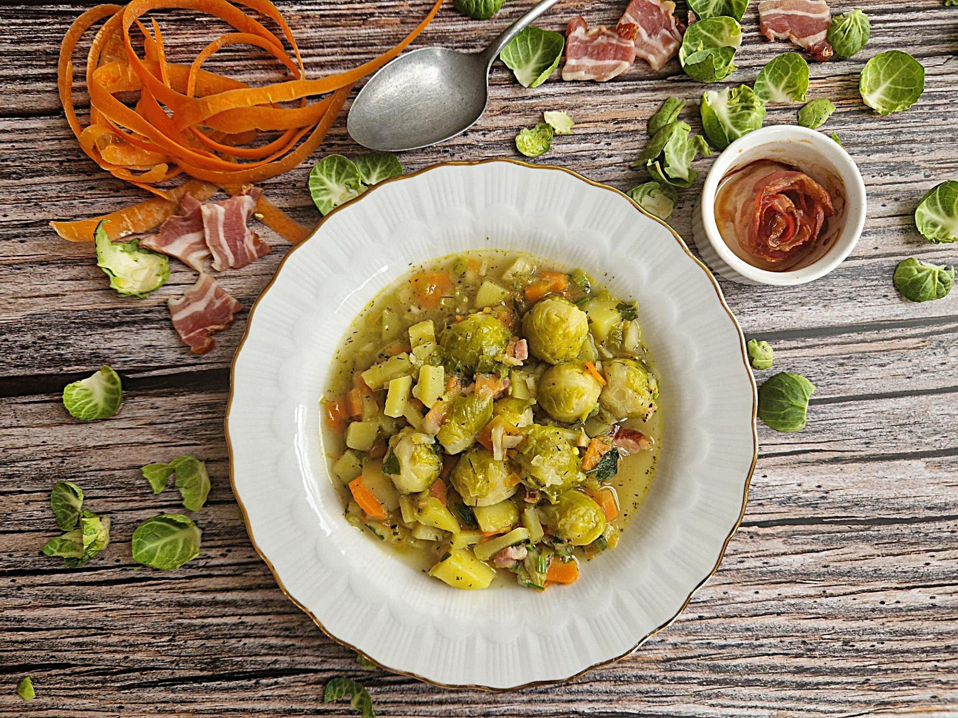 Mehr über den Artikel erfahren Rosenkohlsuppe