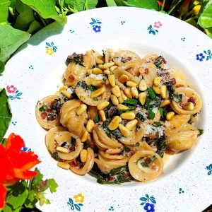 Mehr über den Artikel erfahren Orecchiette mit Mangold